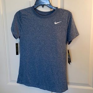 Nike NWT top